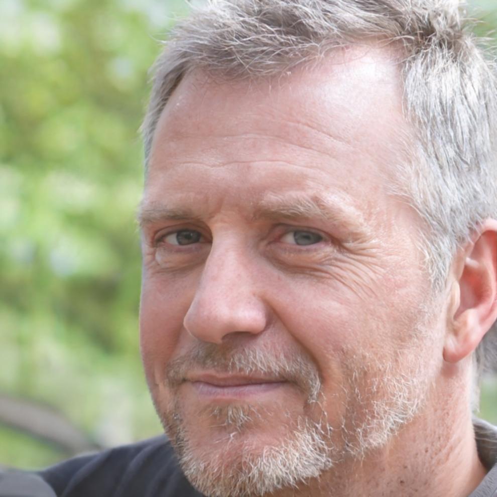 Porträt von Tobias Kronenberg, CFO